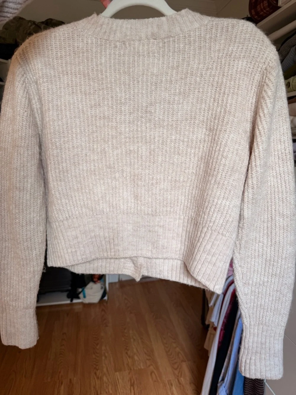 Elodie Cropped Button-Front Cardigan - Picture 5 of 5